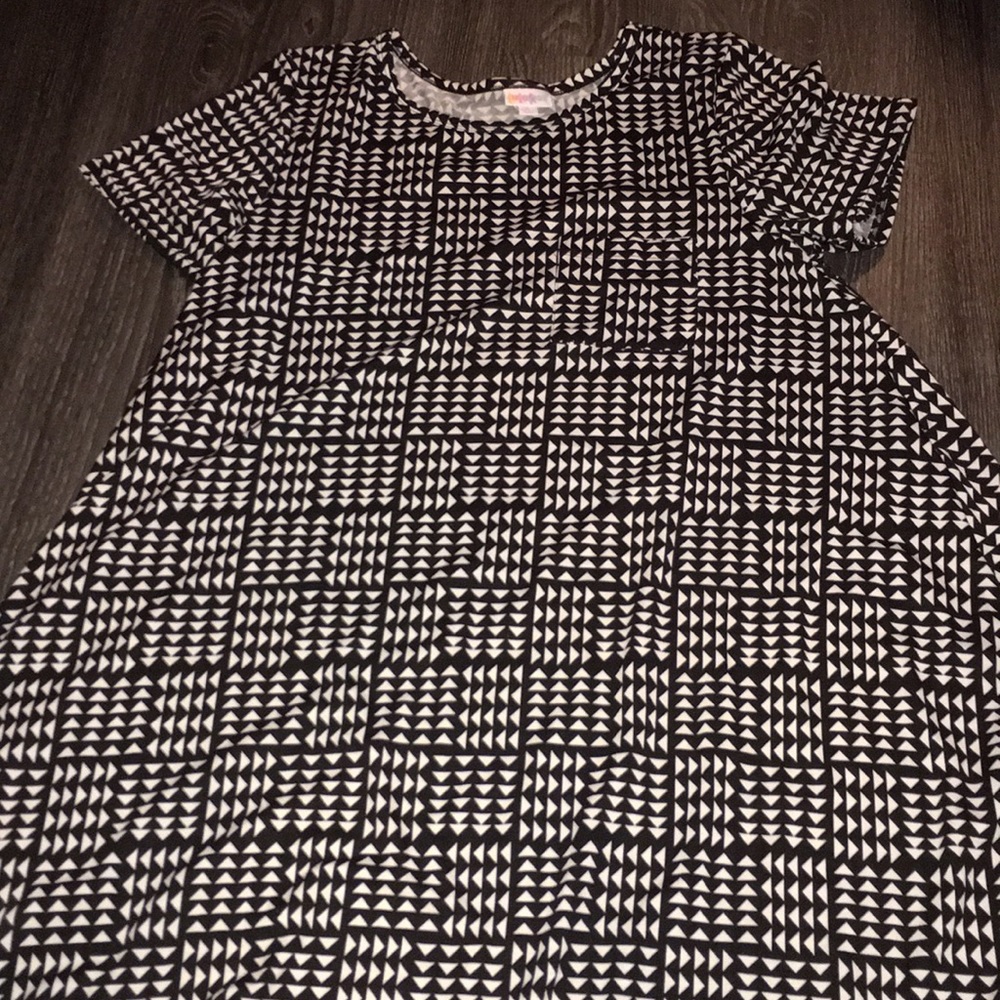 LuLaRoe carly